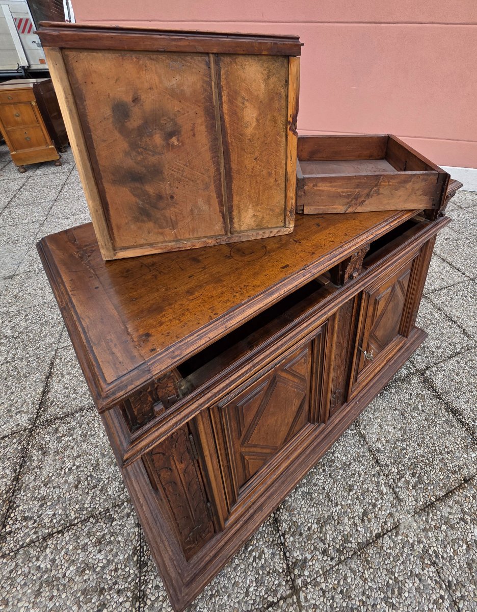 Sideboard Made Of Solid Walnut, Northern Italy, 17th Century-photo-6