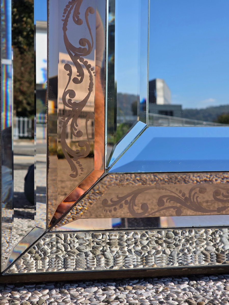 Large Venetian Mirror Made Of Cut And Engraved Glass – 1960s–1970s-photo-2