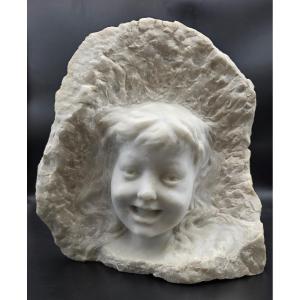 Sculpture tête d’enfant en marbre blanc, forme émergente, milieu XXe siècle
