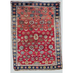 Handcrafted Persian Wool Rug – Floral Design – Iran, 1970s–1980s