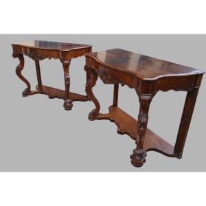 Paire de consoles Louis-Philippe en noyer sculpté – Vénétie, XIXe siècle