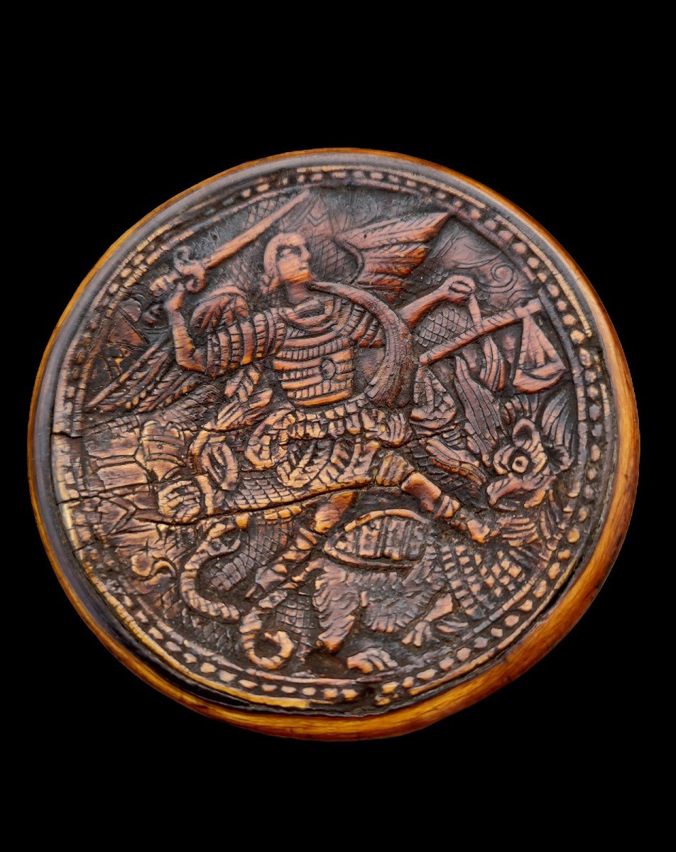 19th Century Horn Snuffbox-photo-2
