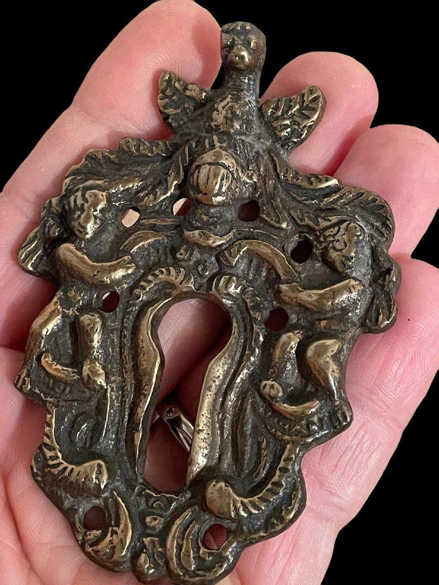 Sculpted Bronze Keyhole XVIII Century 