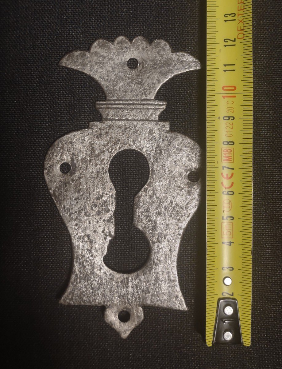 Wrougt Iron Keyhole XVII-xviii Century -photo-3