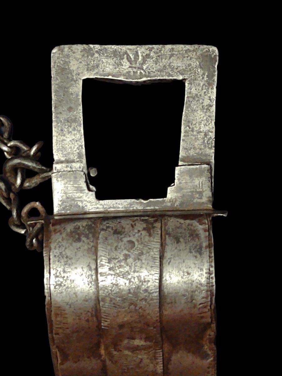 Cadenas Allemand En Fer Forgé Et Gravé XVIe Siècle-photo-5