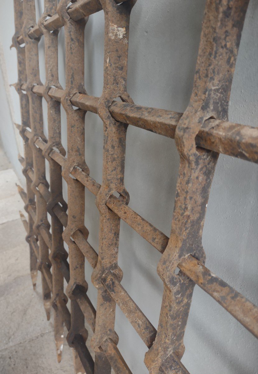 Strong Wrought Iron Window Grate XVI Century -photo-3