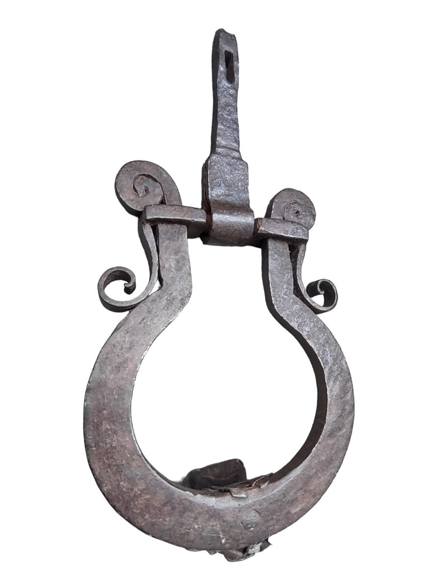 Wrought Iron Engraved Door Knocker Early XVII Century -photo-3