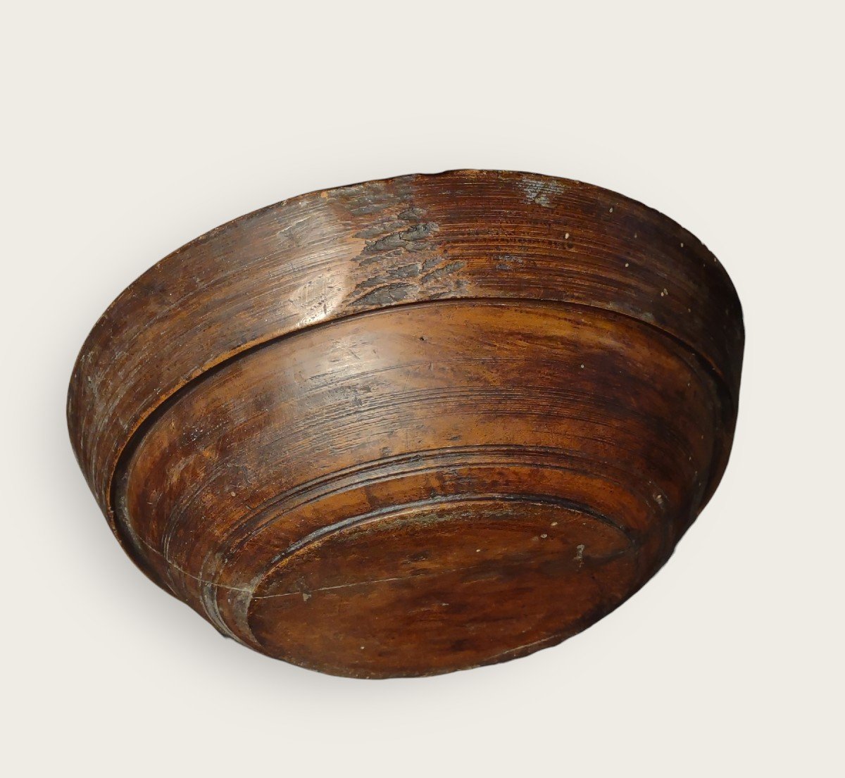 Large Wood Bowl Italian Alps Late XVIII Century Cm. 43