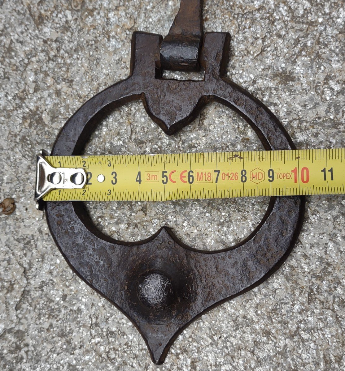 Petite Poignée De Porte Ou Heurtoir En Fer Forgé Haute époque -photo-3