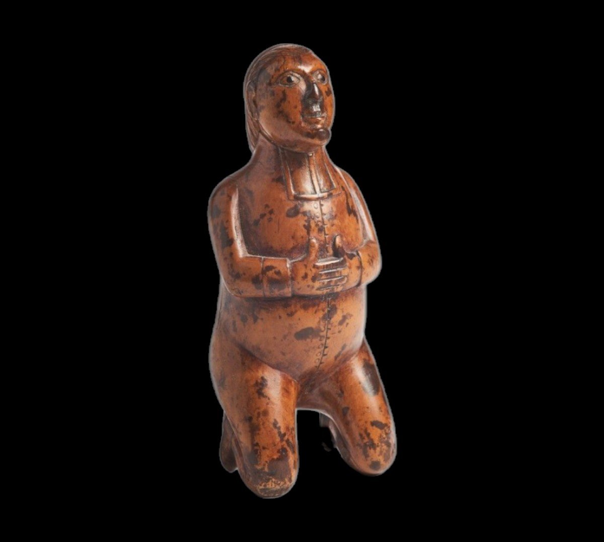 Carved Boxwood Snuffbox Depicting A Kneeling Clergyman-photo-3