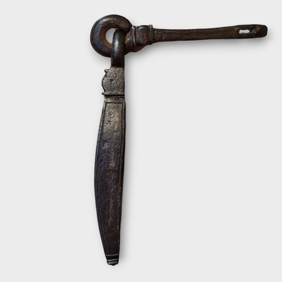 16th Century Forged And Engraved Iron Door Knocker-photo-4