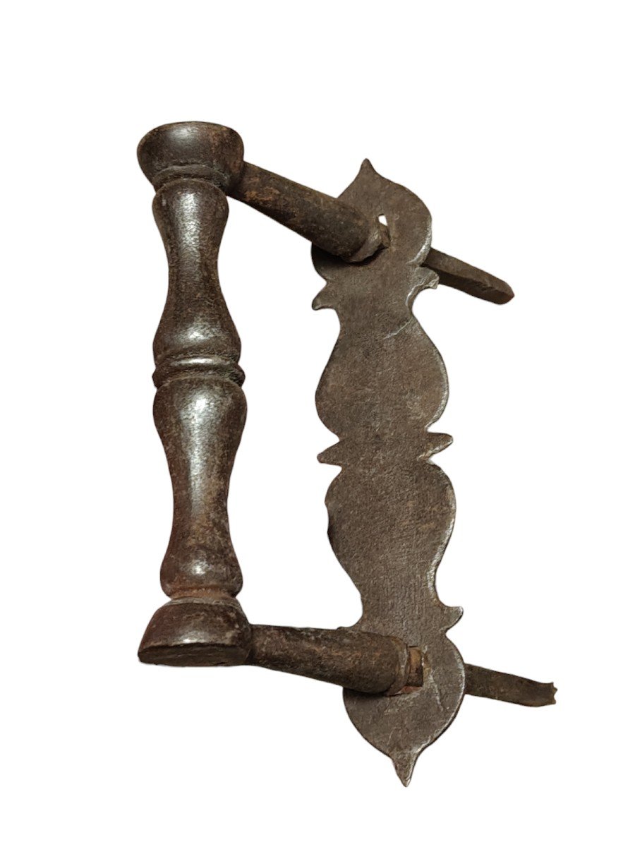 Seventeenth Century Wrought Iron Door Handle-photo-2