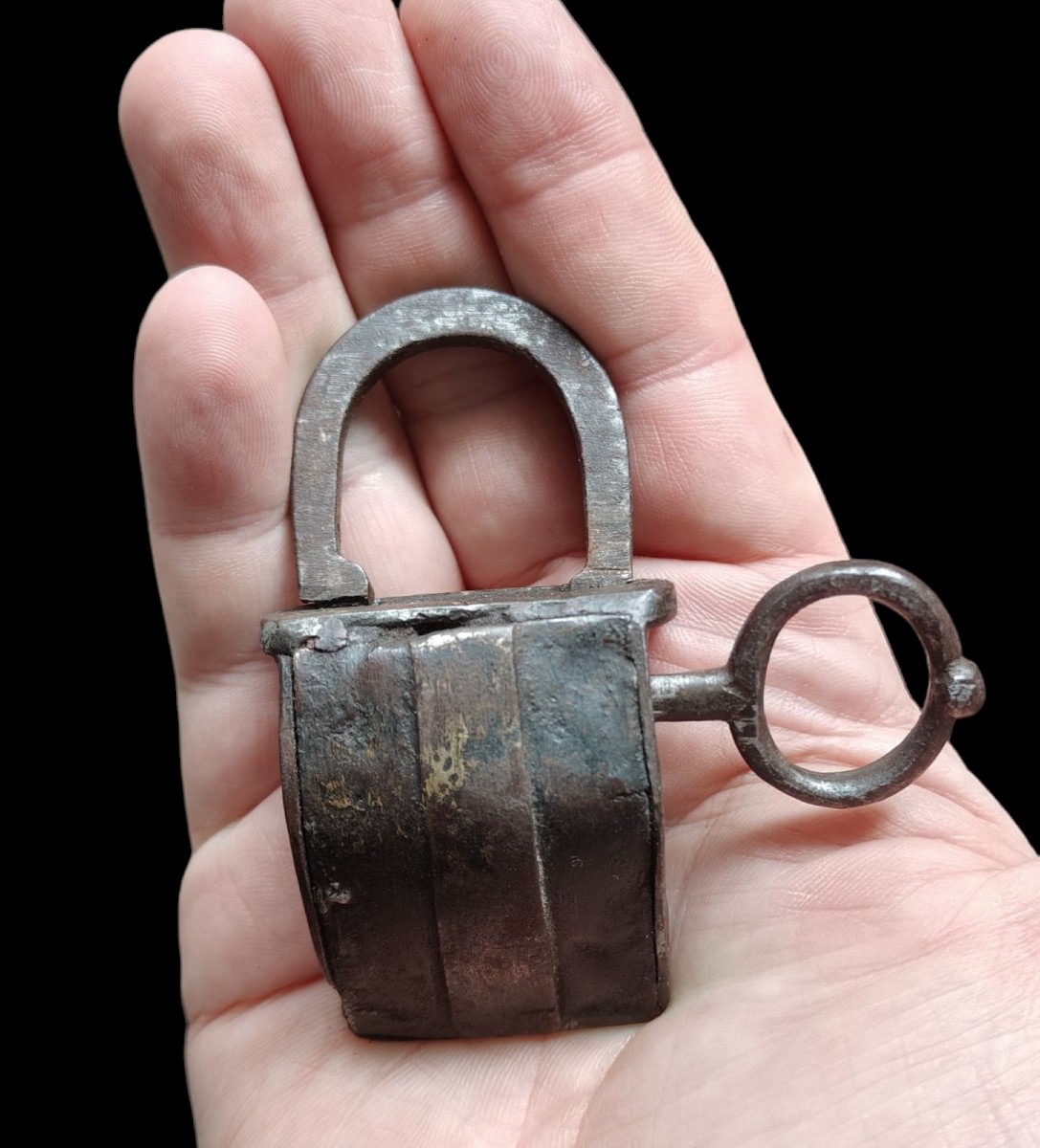 Cadenas Allemand En Fer Forgé XVI-xviie Siècle
