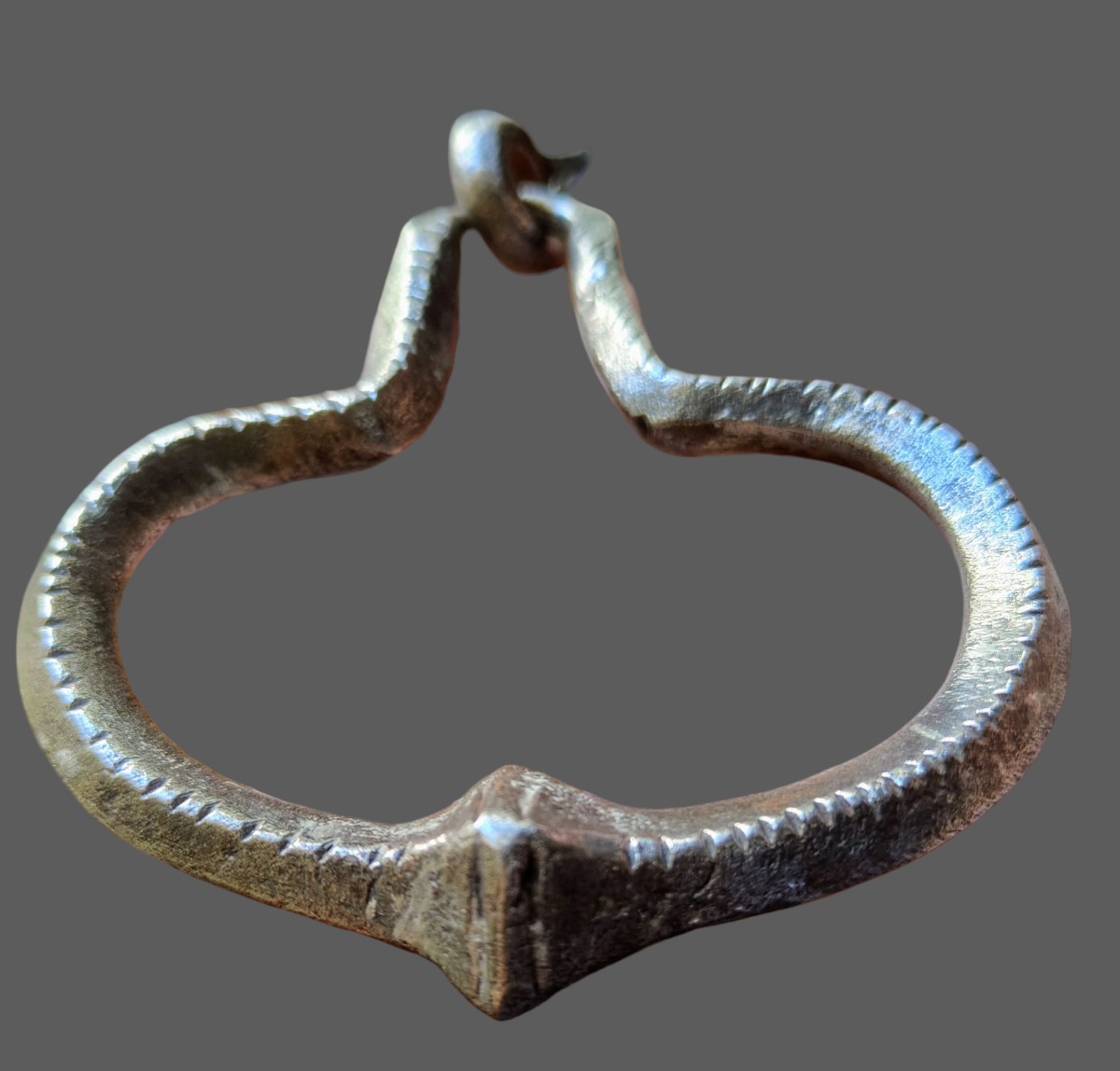 Small Engraved Wrought Iron Handle XVI Century -photo-2