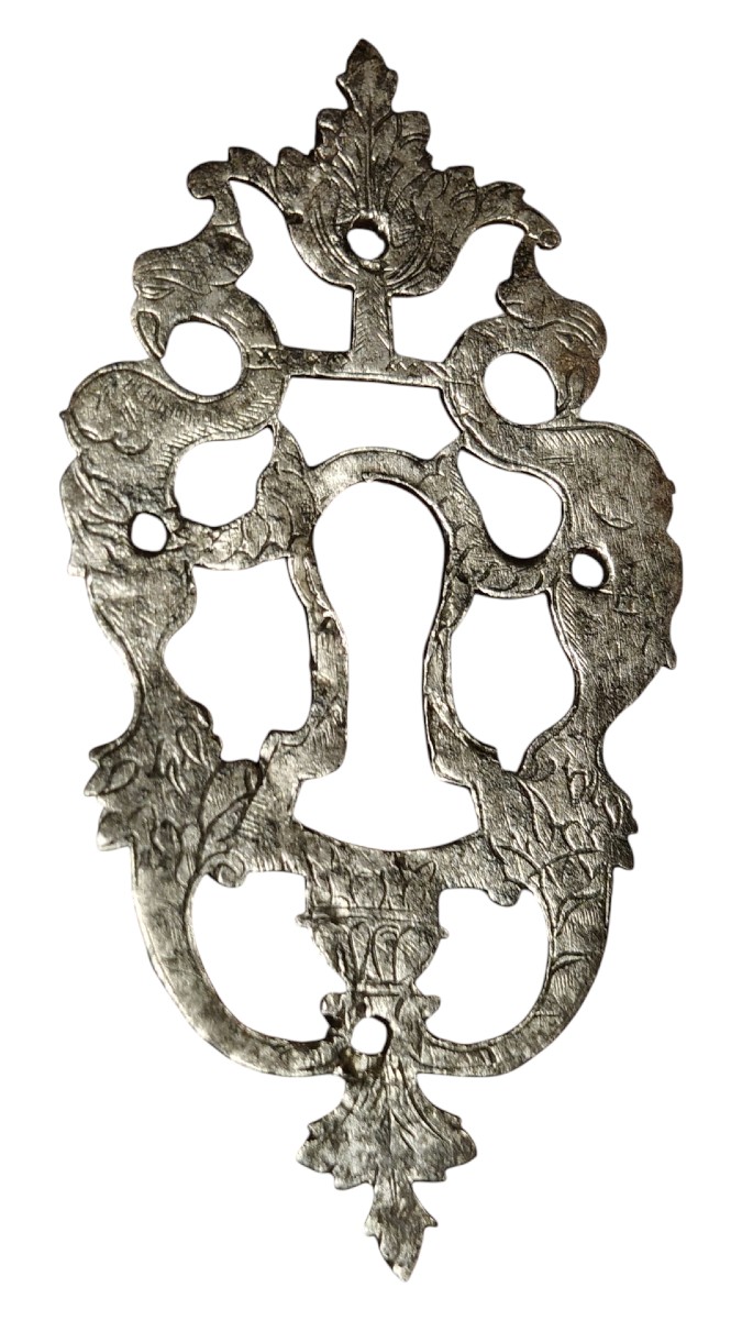 Engraved Wrought Iron Keyhole XVII Century-photo-2
