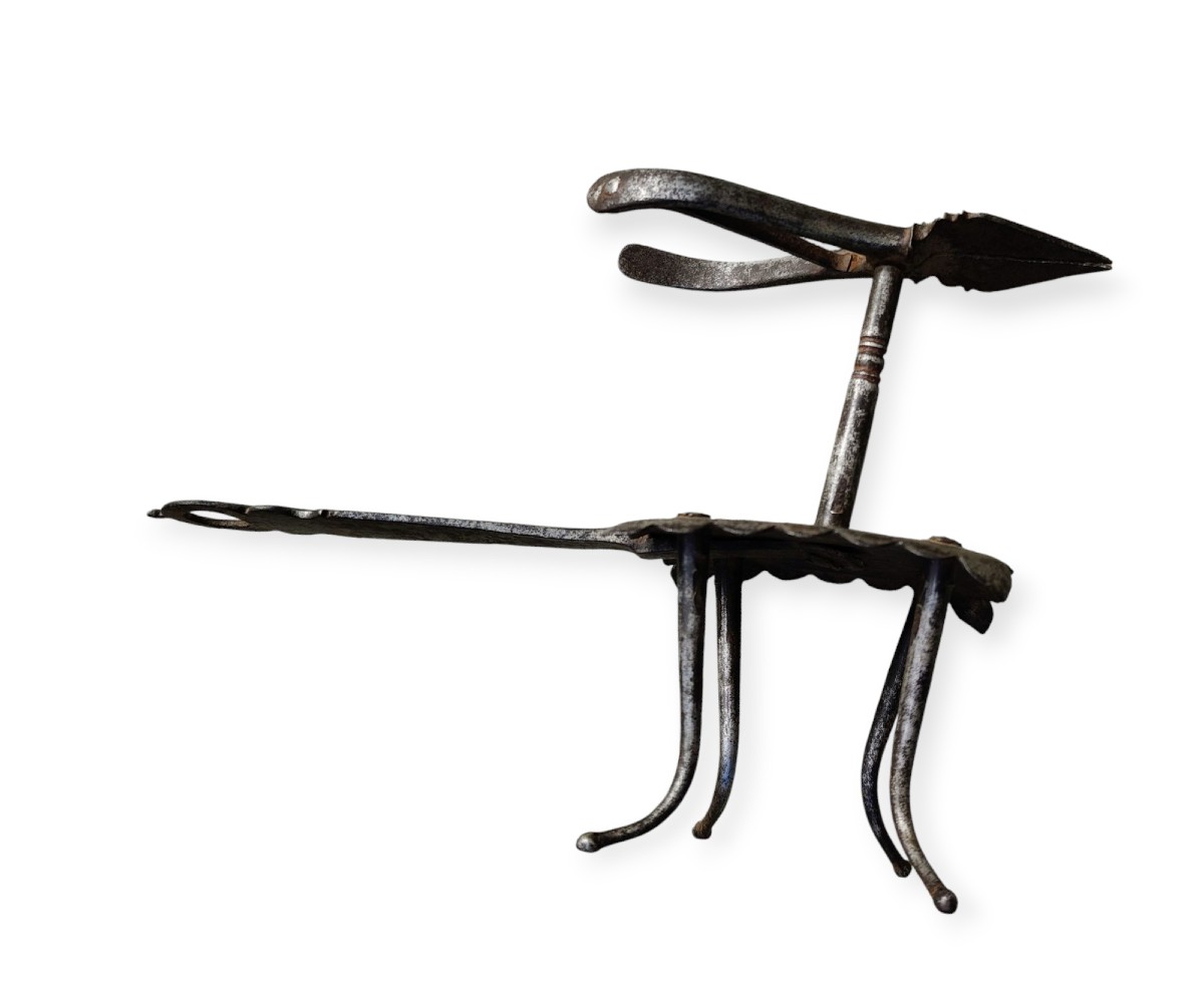 Brûle-cordon en fer forgé et gravé XVIIe siècle-photo-3