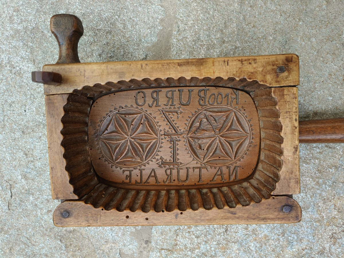 Richly Decorated Butter Mold Italy Early 19th Century-photo-4
