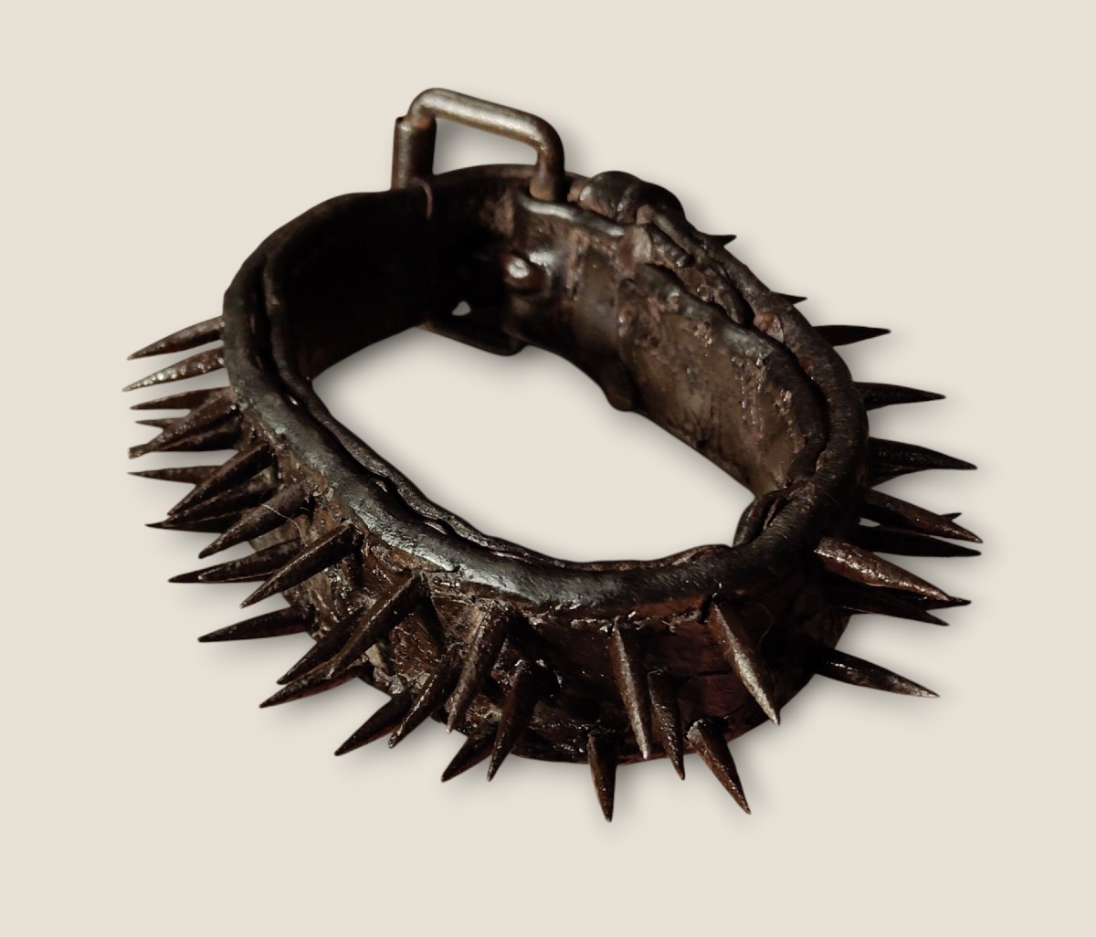 A Leather Dog Collar Late XVIII Century-photo-3