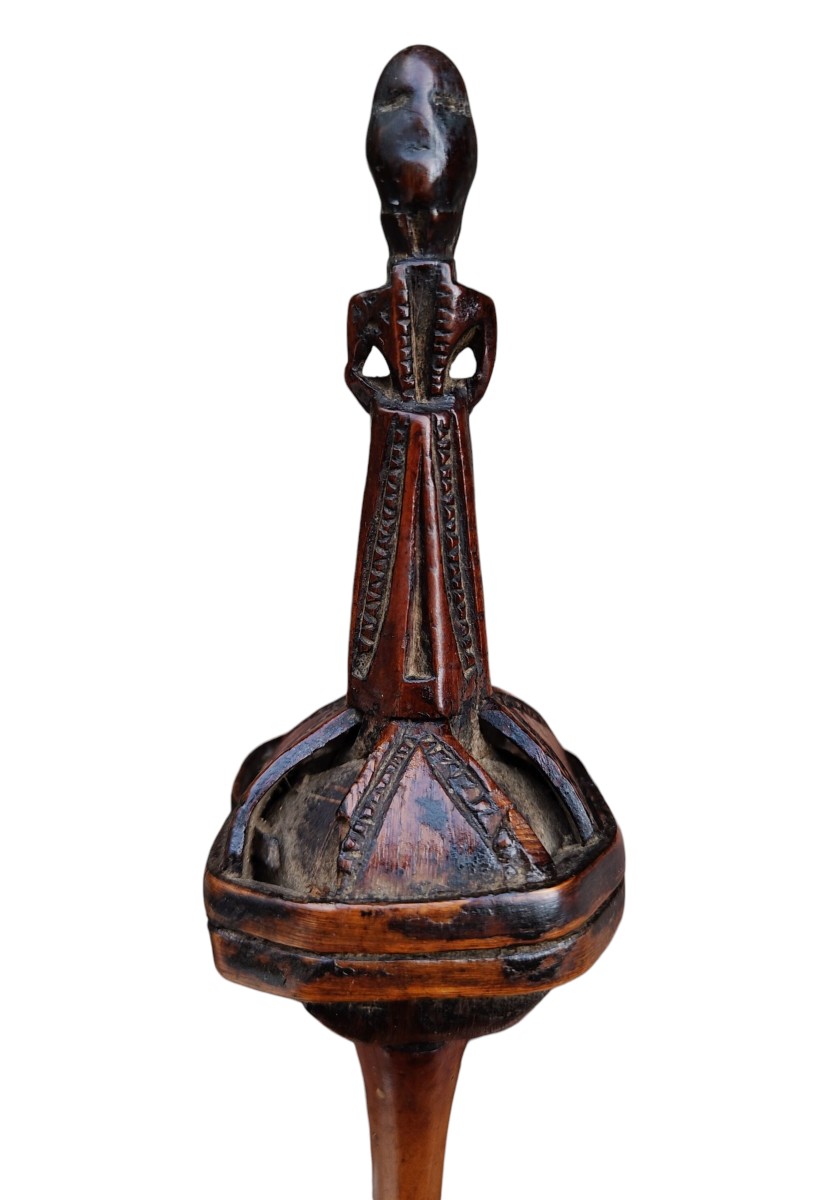 Anthropomorphic Italian Distaff-photo-2