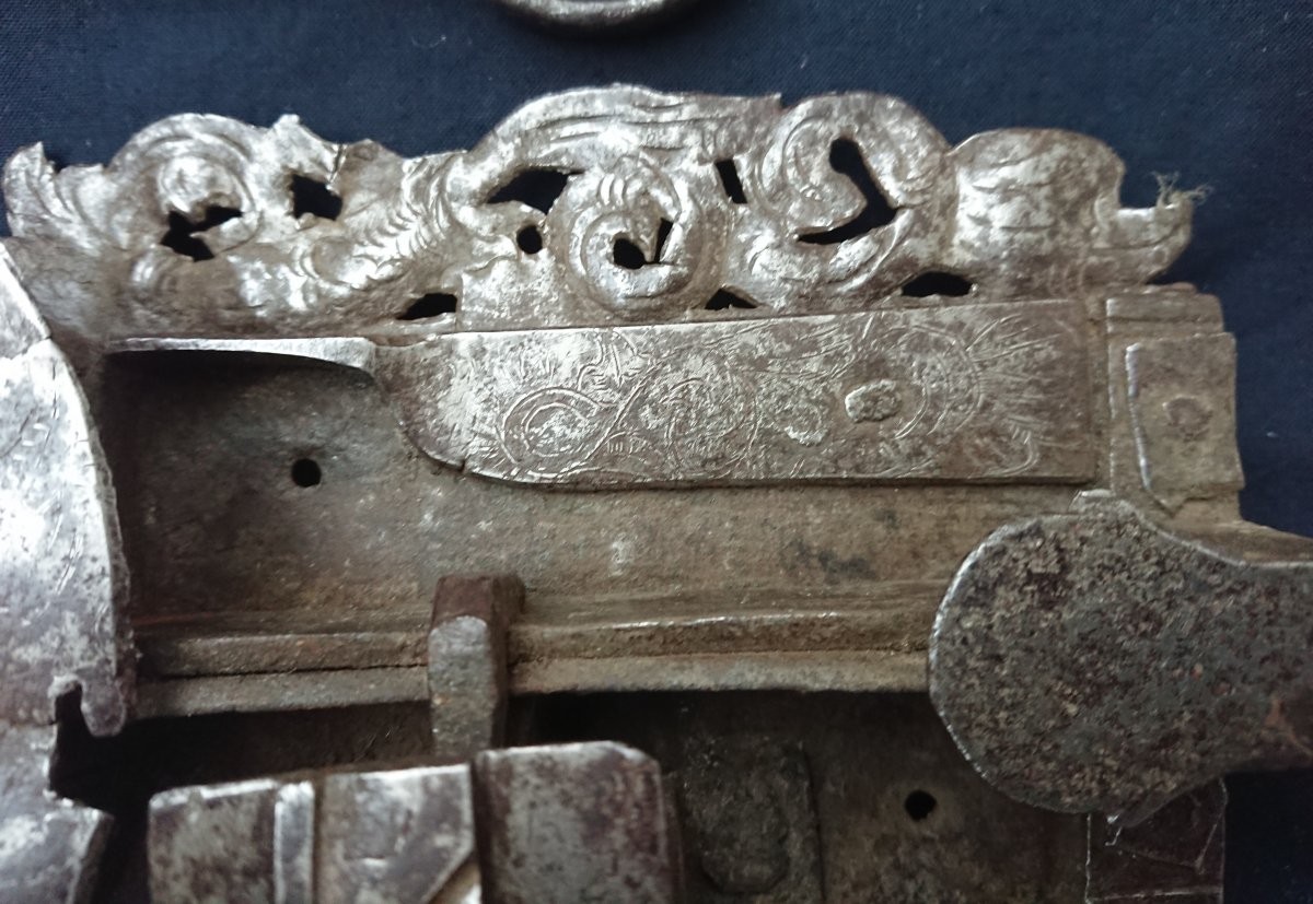 Dome Lock End Of The Seventeenth Century-photo-4