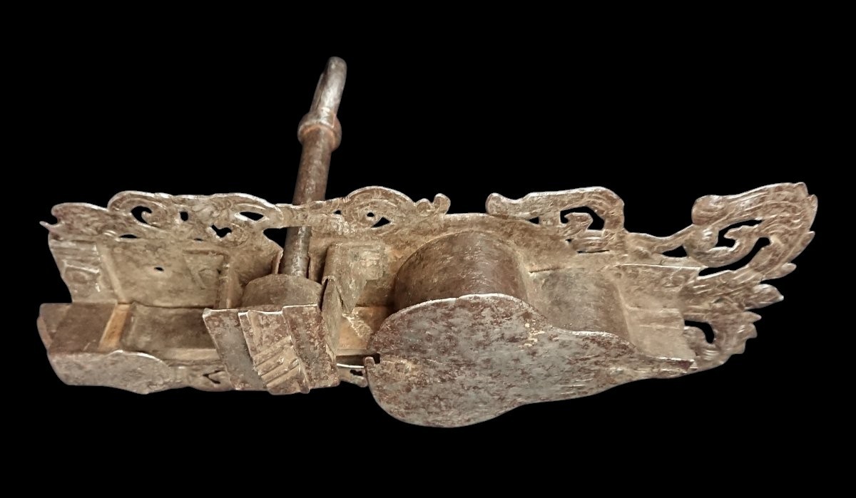 Dome Lock End Of The Seventeenth Century-photo-8