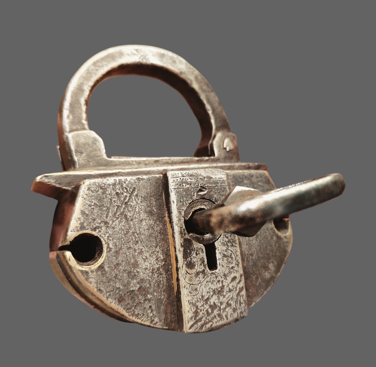Wrought Iron Swiss Or German Padlock XVI-xvii Century