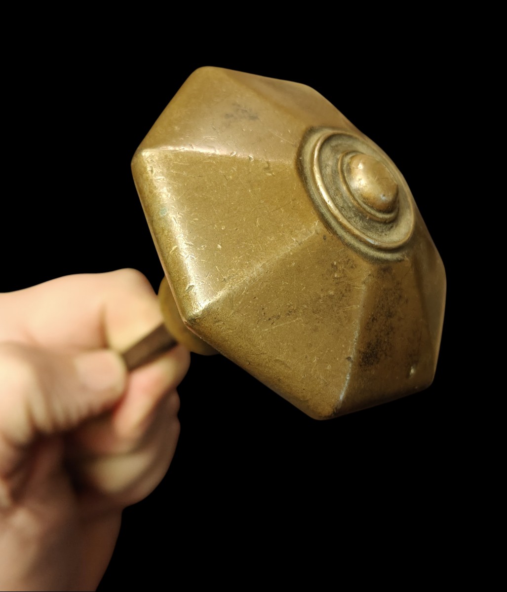 Gros bouton de porte octagonal en laiton-photo-2