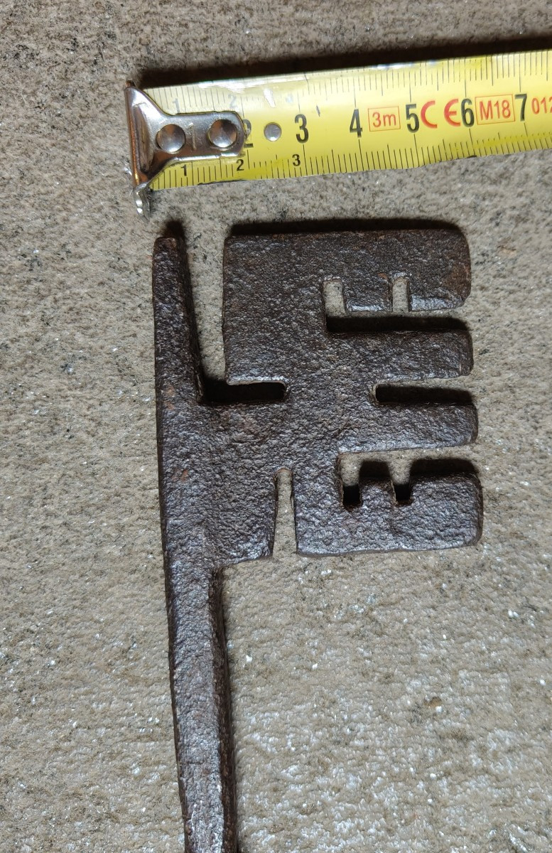 Large Iron  Gothic Key 22 Cm-photo-1