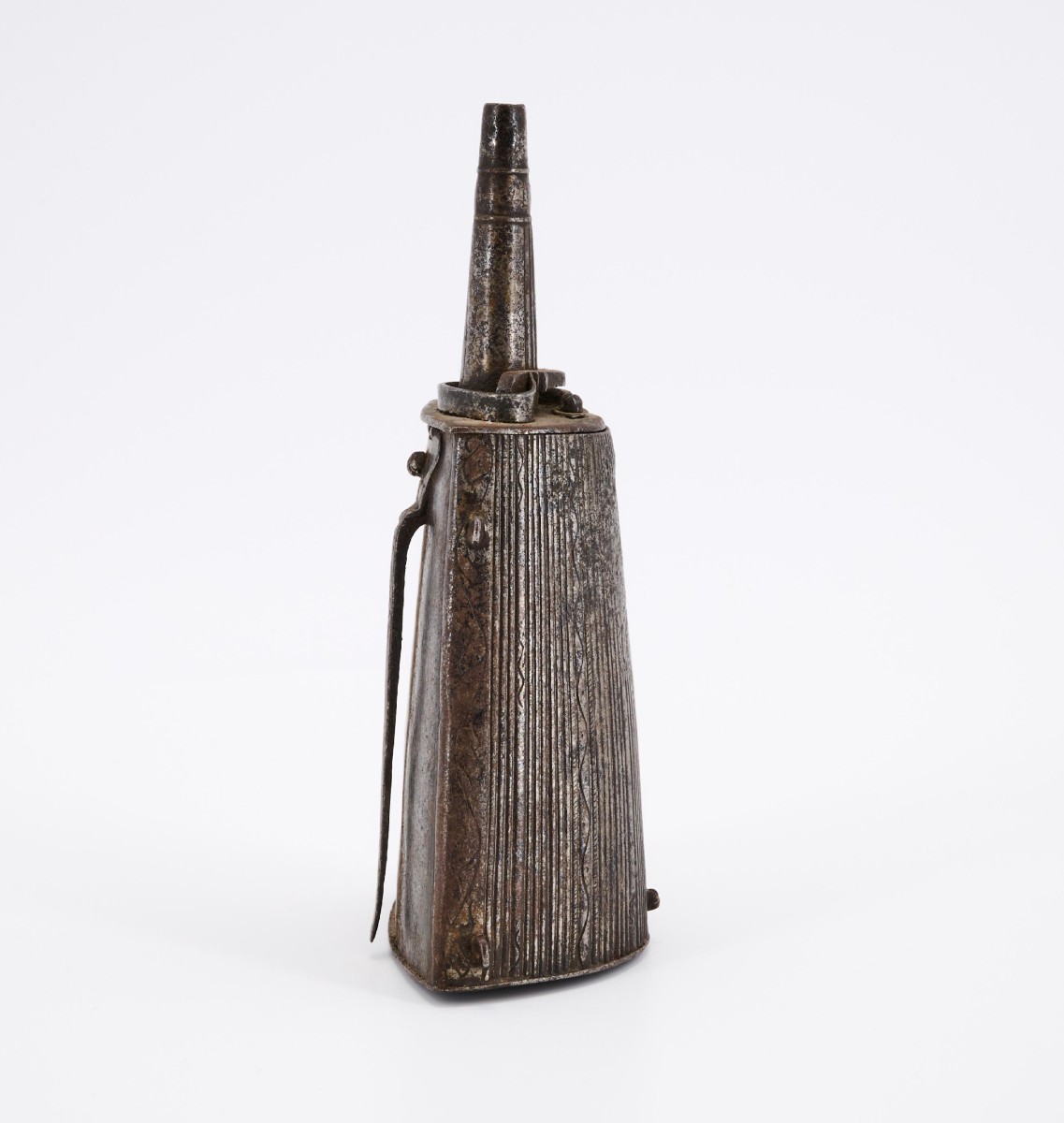 Iron Powder Flask, Brescia, Circa 1600-photo-2