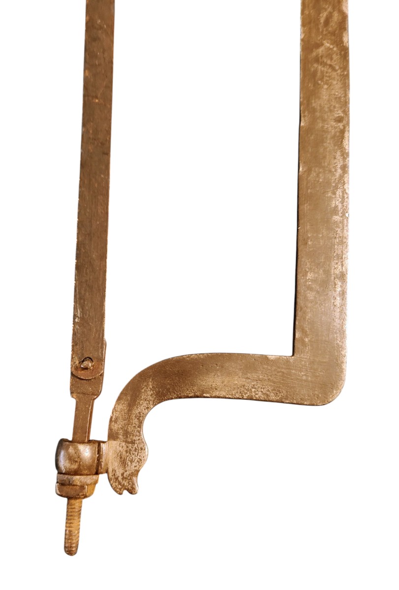 Scie zoomorphe en fer forgé manche en buis XVIIIe siècle-photo-2