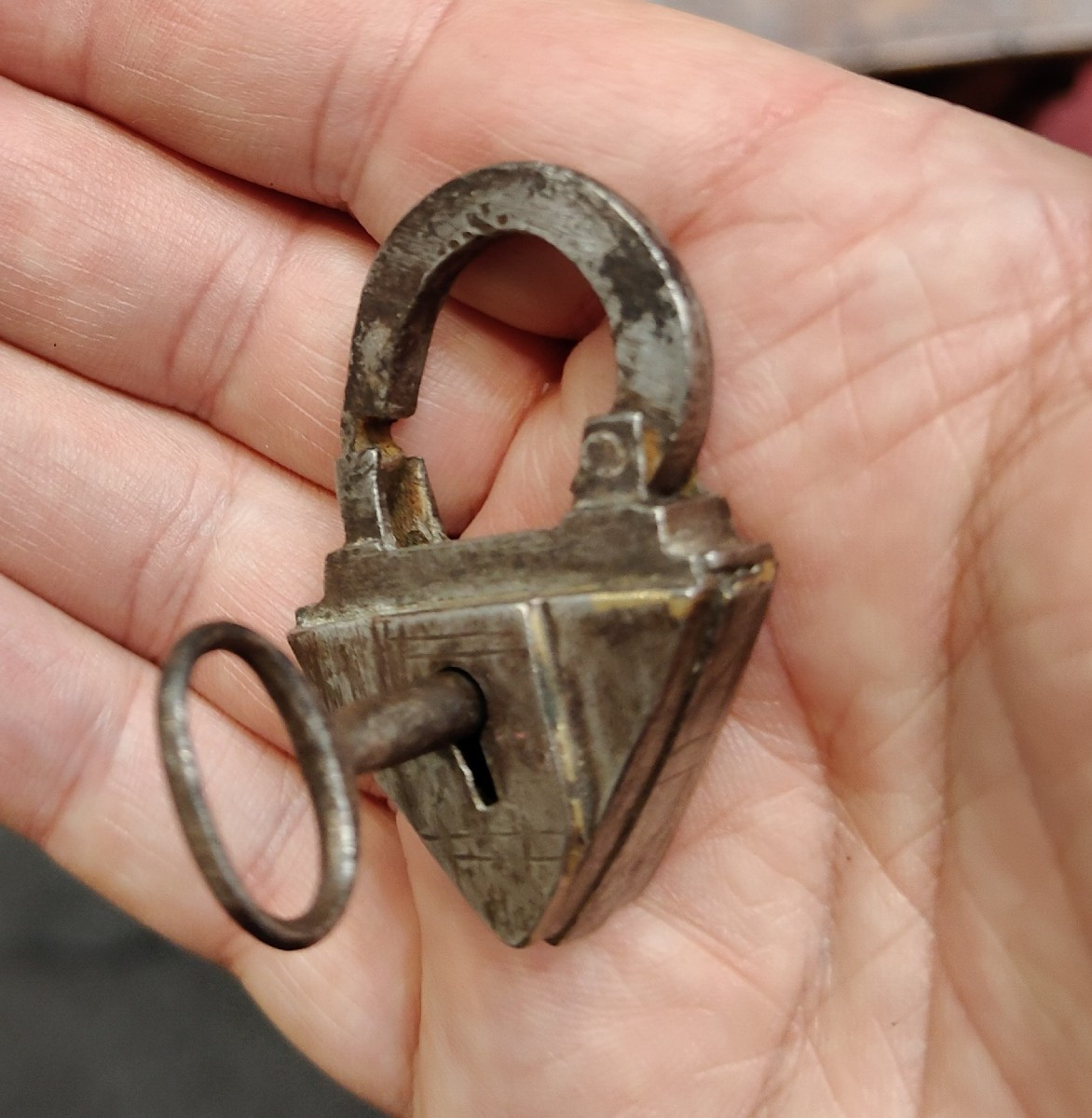 Haute Epoque Wooden Alms Box-photo-8