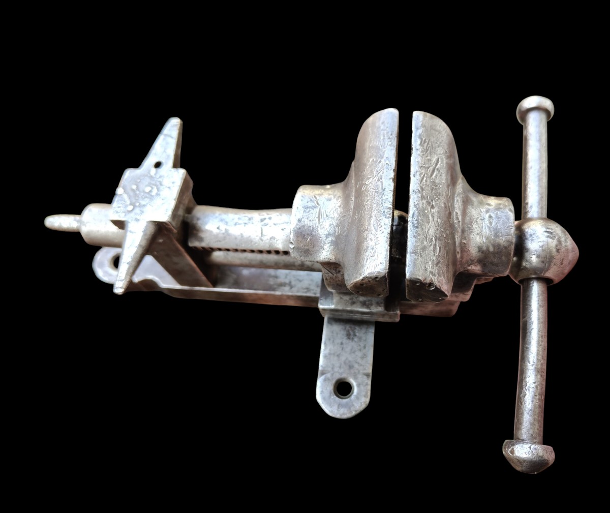 Forged Iron Bench Vise Equipped With A Small Anvil Early XX Century-photo-3
