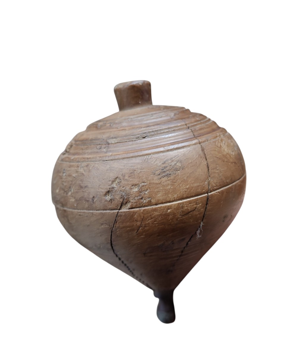  Large 19th Century Turned Boxwood Spinning Top