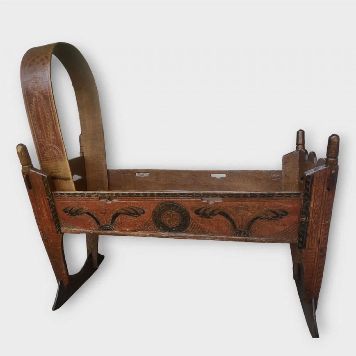 Berceau en bois peint Alpes Italiennes (Valsesia) début XIXe siècle-photo-4