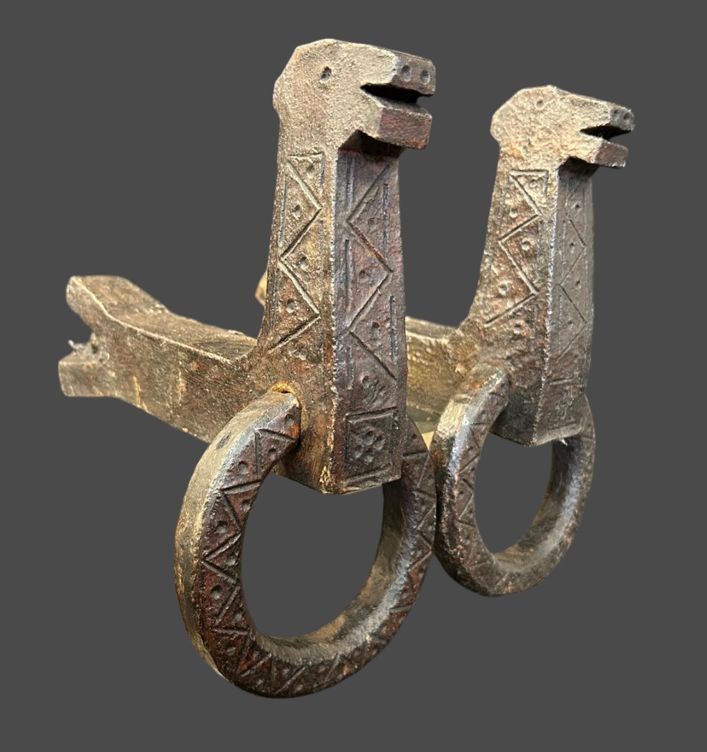 Pair Of Medieval Wrought Iron Horse Rings Tuscany XV-xvi Century-photo-3