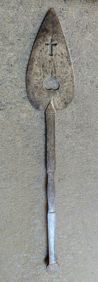 Rare 16th-century Wrought-iron, Openwork Spatula-photo-4