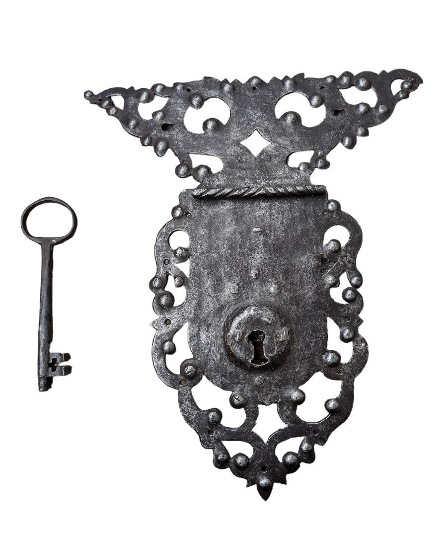 Serrure De Coffre En Fer Forgé XVIIIe Siècle-photo-2