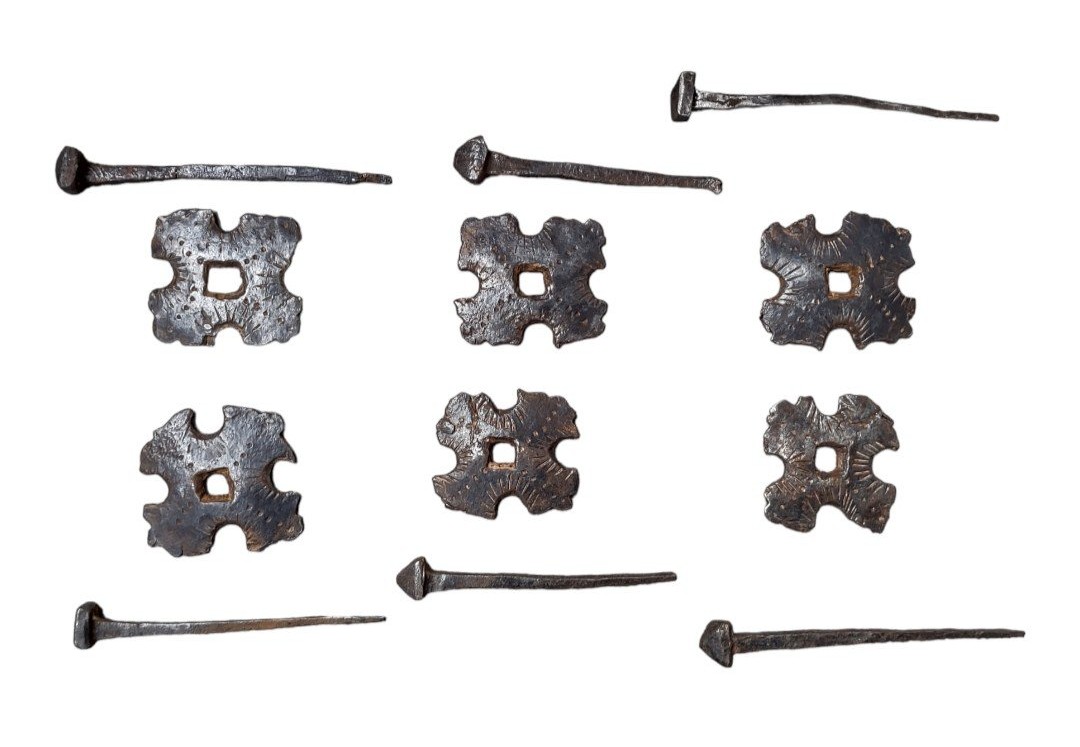 6 Wrought-iron Nails With Engravings, 17th–18th Century-photo-3
