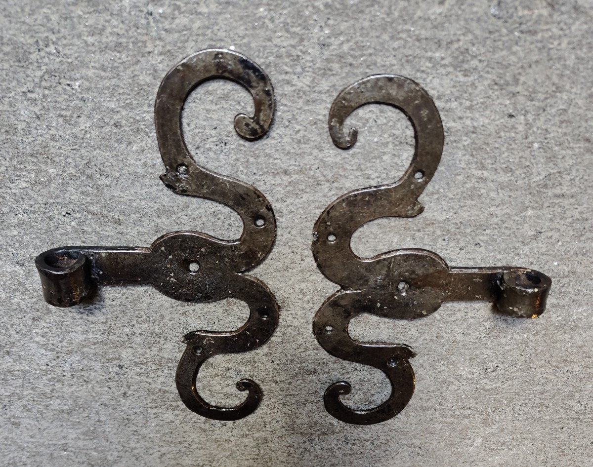 Pair Of Small Wrought-iron Hinges -photo-4