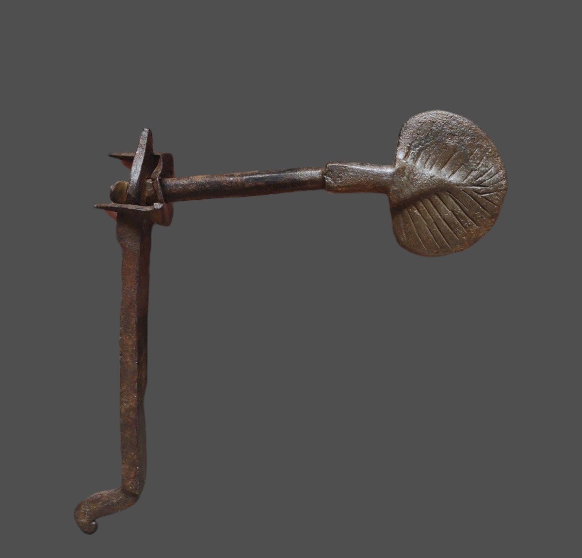 Rare Loquet En Fer Forgé XVI-XVIIe Siècle