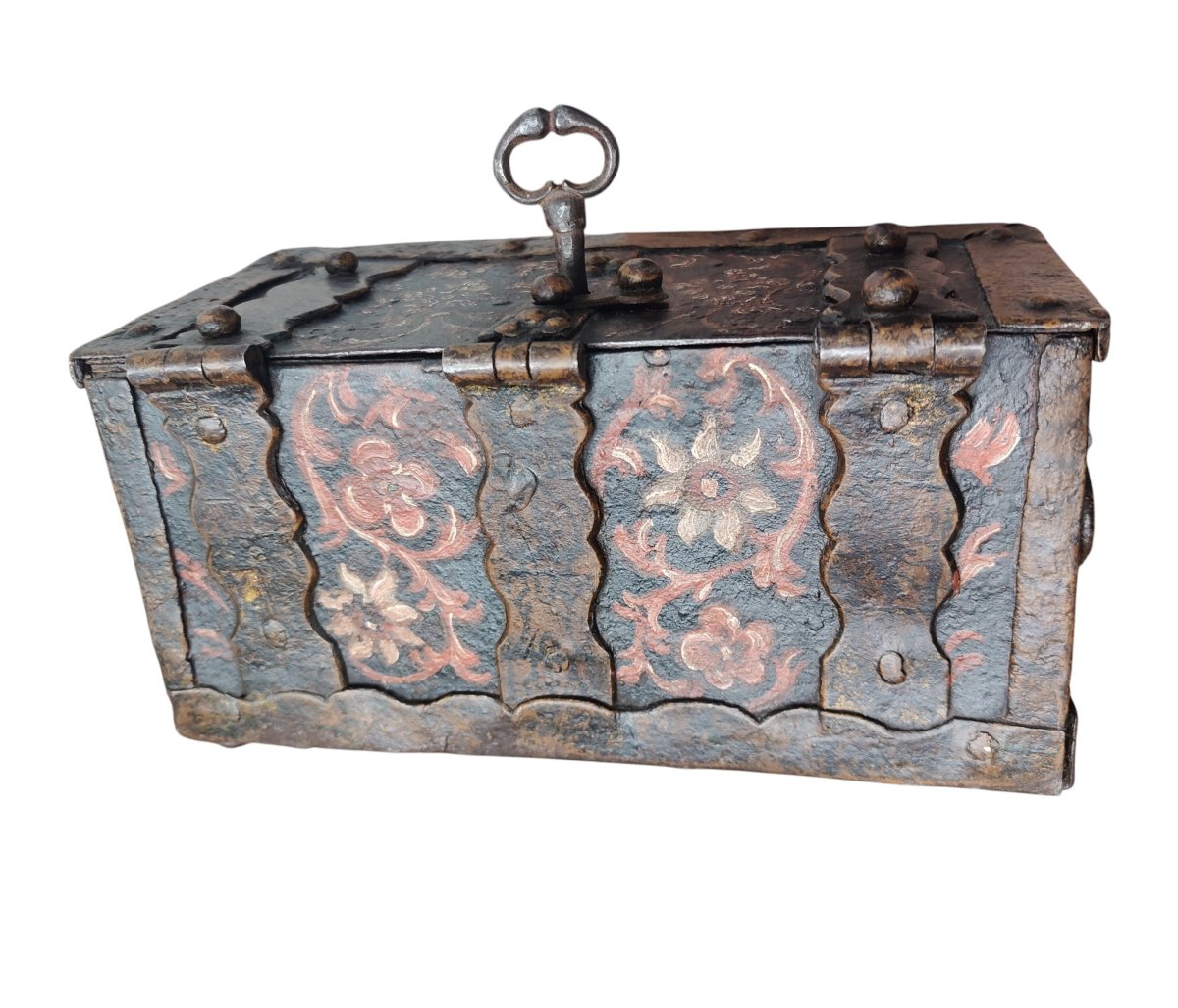 Coffret en fer forgé et peint XVIIe siècle-photo-6