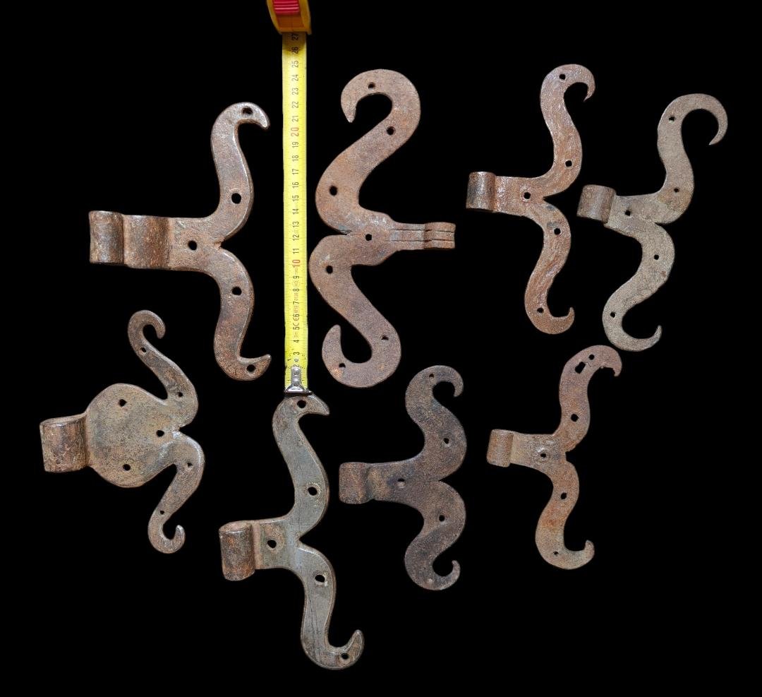 Small Collection Of 8 Dooe Hinges XVII- XVIII Century-photo-2