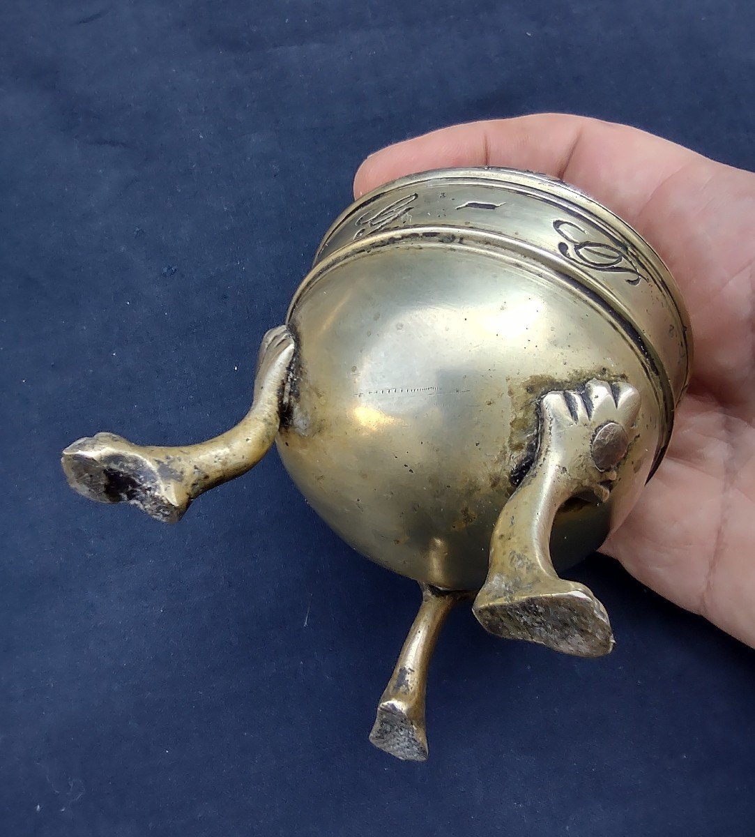 Boîte En Bronze Finement Gaufrée XVIIIe Siècle-photo-4