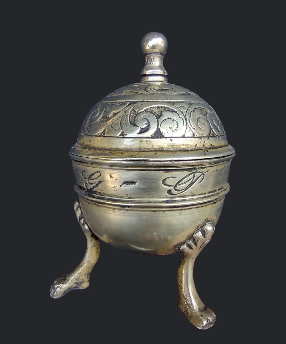 Boîte En Bronze Finement Gaufrée XVIIIe Siècle-photo-1