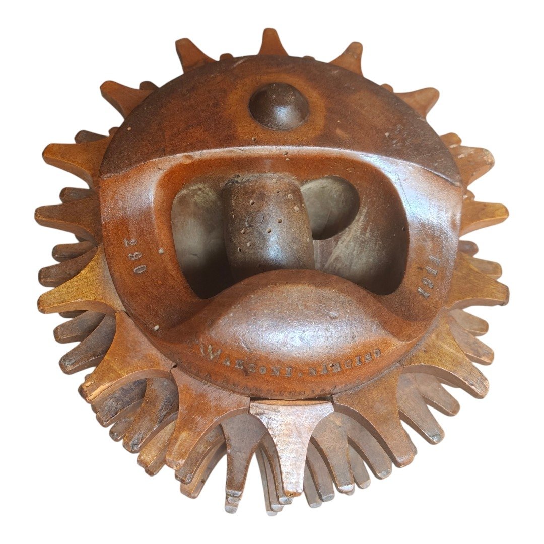 Bracelet pour le  "pallone col bracciale" sort de jeau de paume italien daté Florence 1911-photo-3