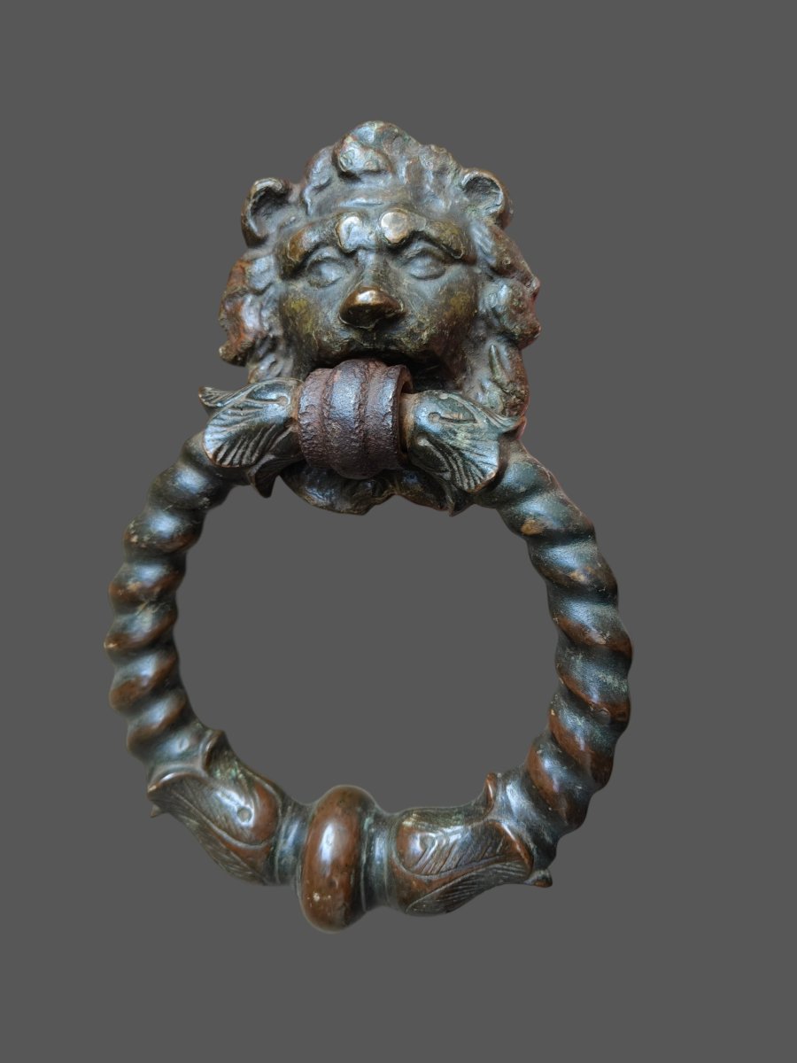 Heurtoir de porte en bronze Venise XVIe siècle 