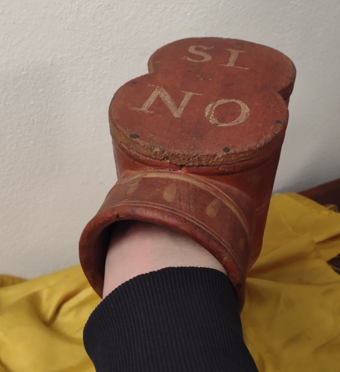 Rare 18th-century Painted Wooden Ballot Box-photo-1