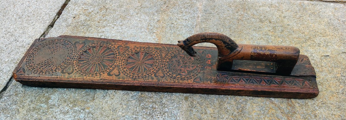 Zoomorphic Calendering Table, 19th Century-photo-7