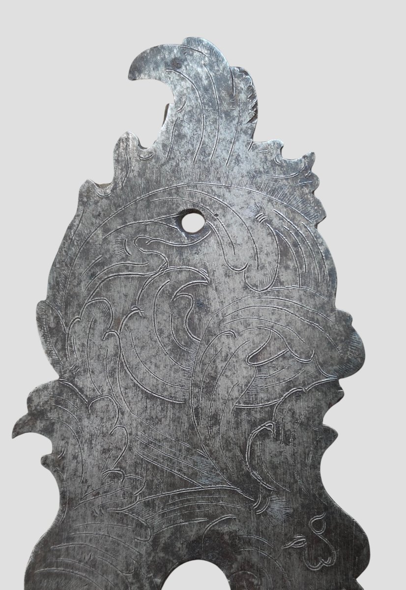 Important Baroque Iron Vent, Entirely Chiseled-photo-5