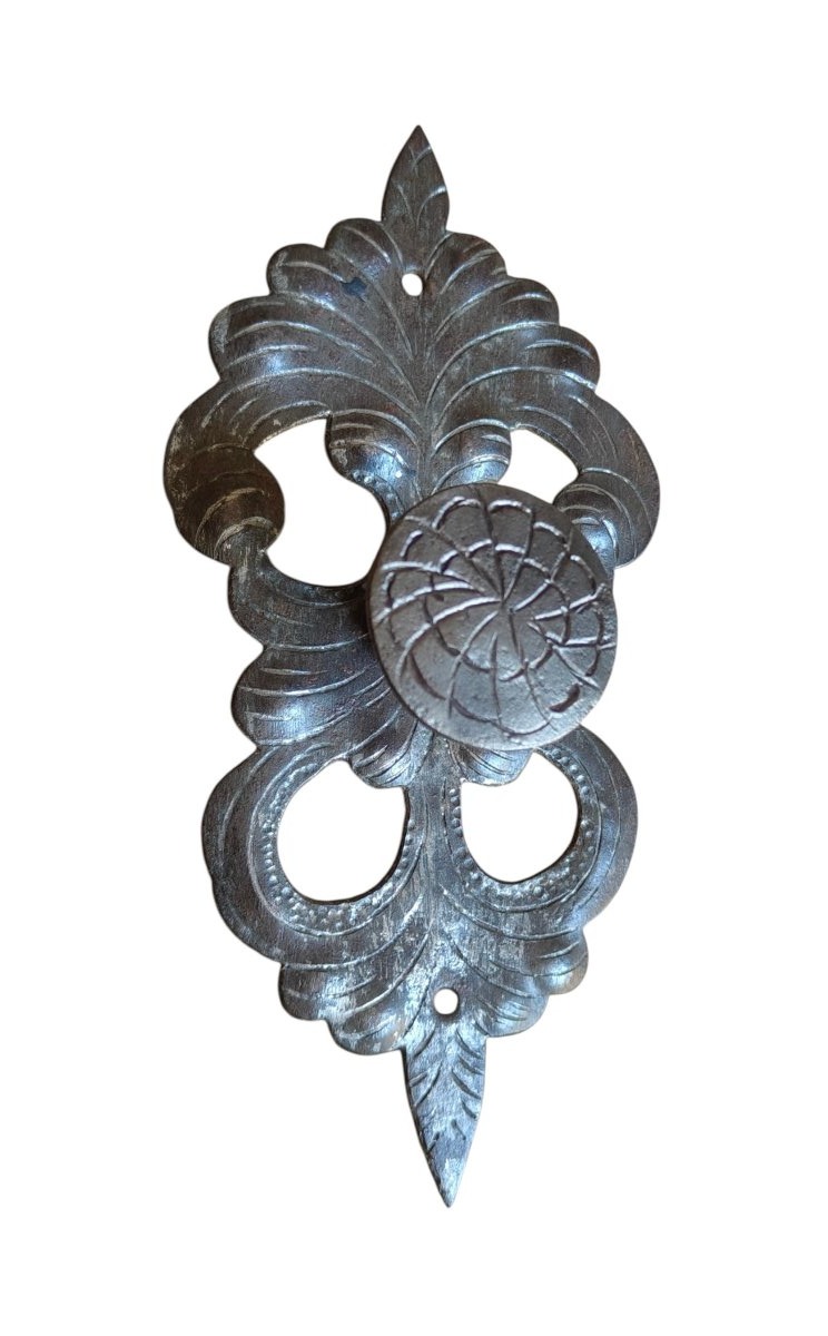 Small Wright Iron Knob With Amazing Plate-photo-2